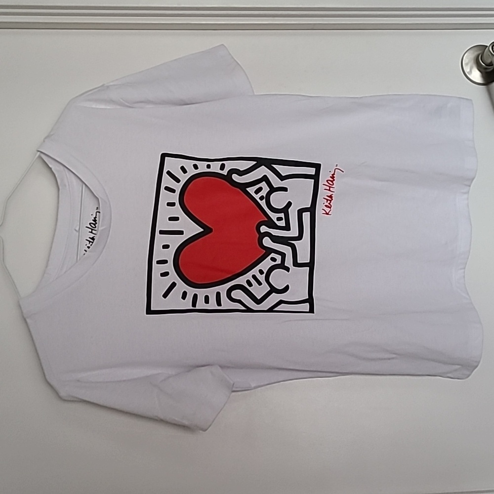 *2/$20 Closet Clearout* EUC s.S. Keith Haring white Tee